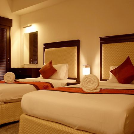 Washington Residence Phuket Esterno foto